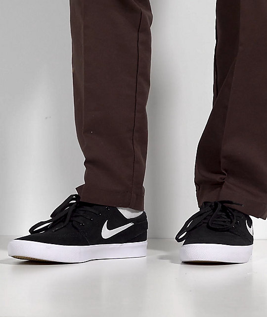 Octrooi accumuleren contrast Nike SB Janoski RM Black & White Suede Skate Shoes