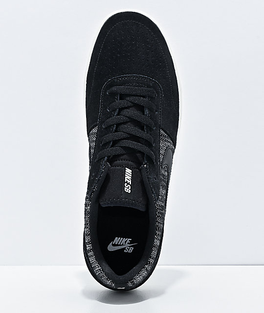 nike sb team classic black white