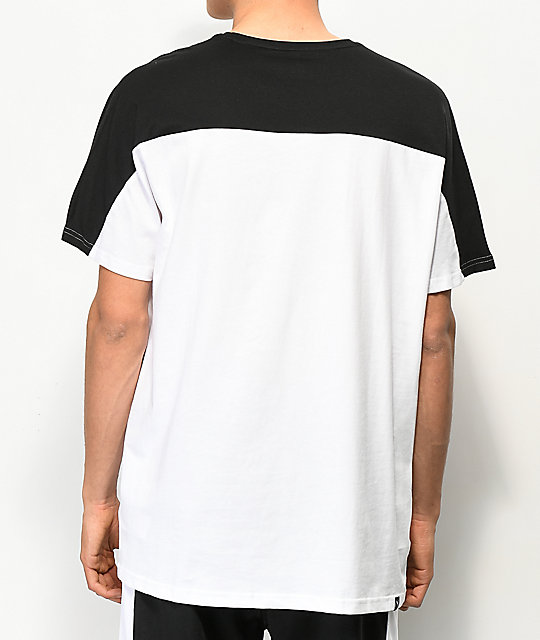 puma blanca y negra