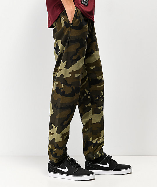 camo fleece sweatpants