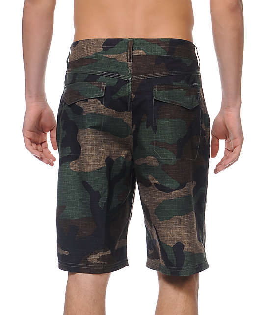 quiksilver camouflage shorts