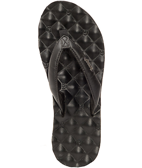 reef quilted flip flops