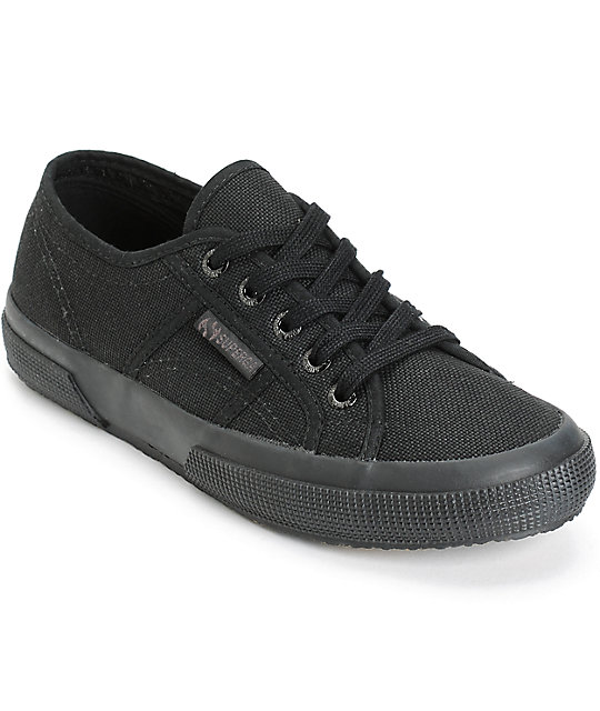 superga all black