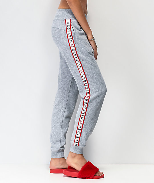 tommy hilfiger tapered sweatpants