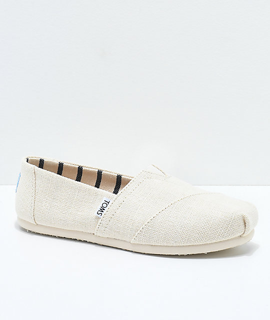 toms classic white canvas