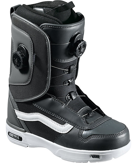 vans tri fit x snowboard boots