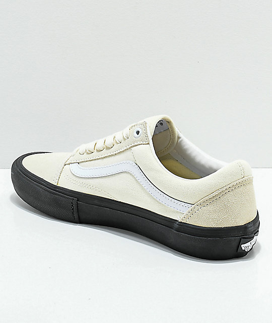 vans classic white and black