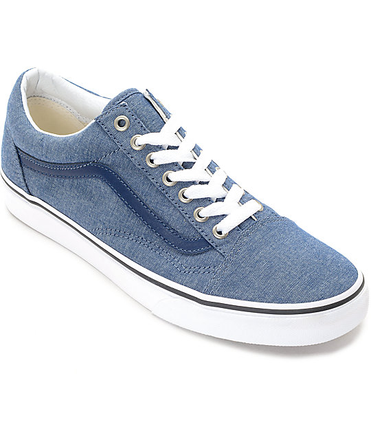 vans azules y negras