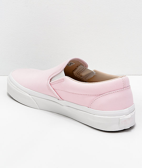 vansbuck slip on white
