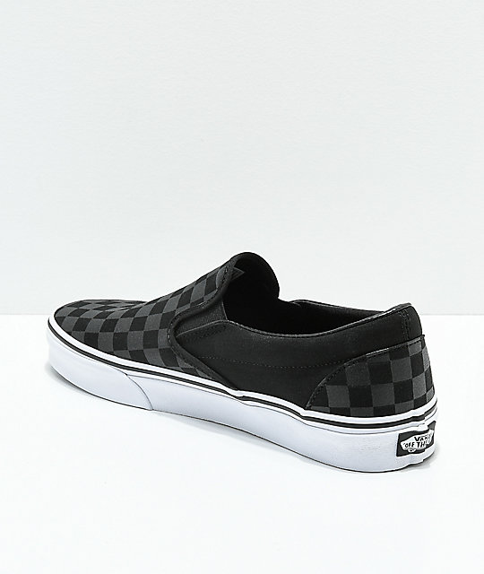 vans negros con cuadros