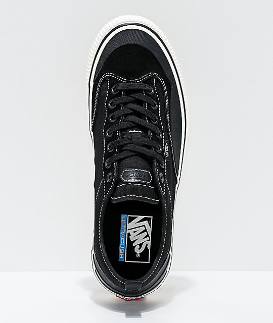 black vans style shoes