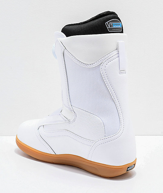 ladies vans snowboard boots