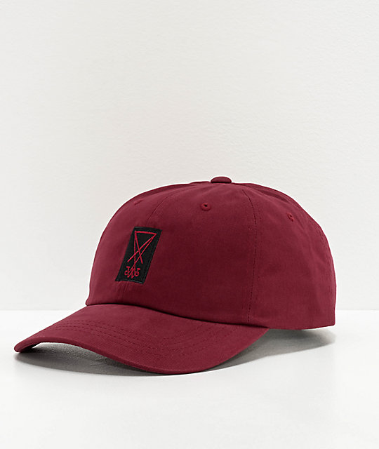 maroon strapback hat