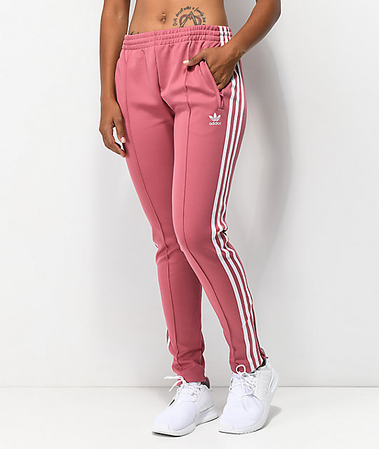adidas 3 Stripe pantalones de chándal de color malva | Zumiez