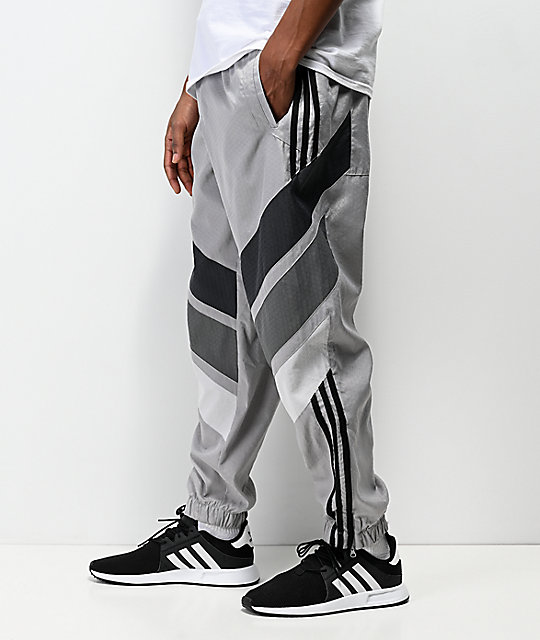 pantalones de adidas