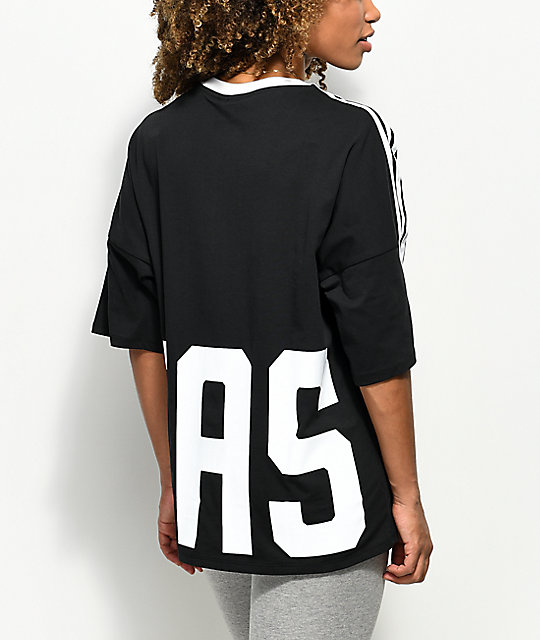 baggy adidas t shirt