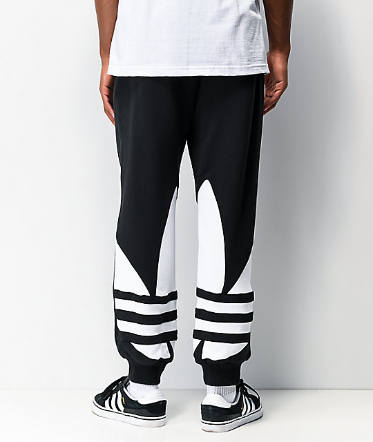 adidas sweatpants with back pocket