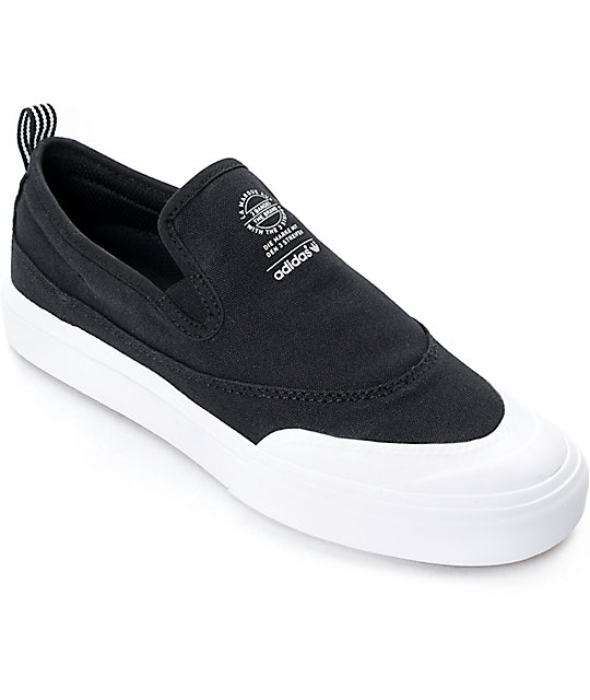adidas slip on blancas