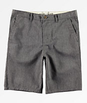 Freeworld Discord shorts chinos en gris oscuro