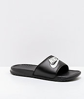 Nike SB Benassi Logo sandalias negras y blancas