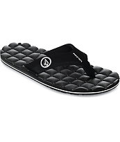 Volcom Recliner chanclas negras y blancas