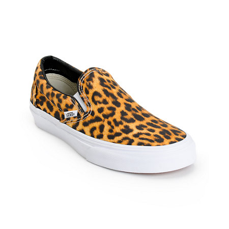 Vans-Digi-Leopard-Slip-On-Shoes-_231117.jpg