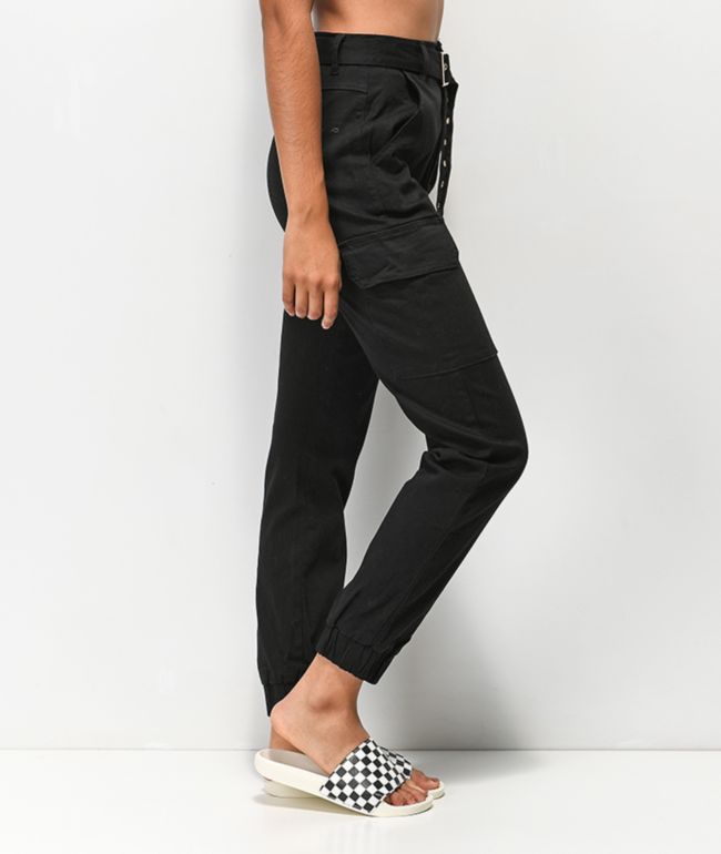 Almost Famous Belted Black Cargo Pants - thumbnail 3