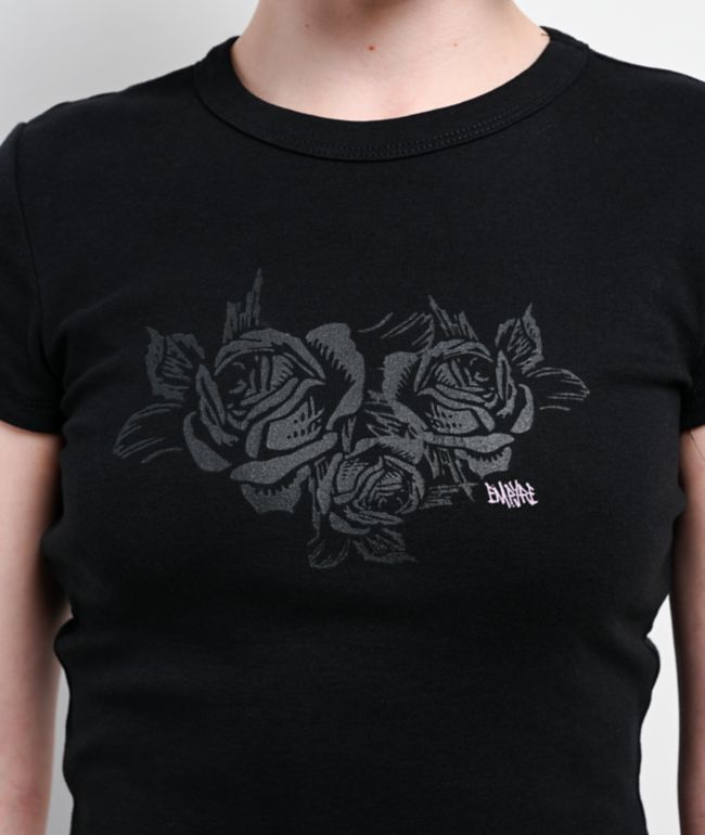 Empyre Rose Black Crop T-Shirt - thumbnail 3