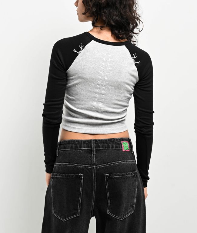 SWIXXZ Spinal Raglan Grey Long Sleeve Crop T-Shirt - thumbnail 2