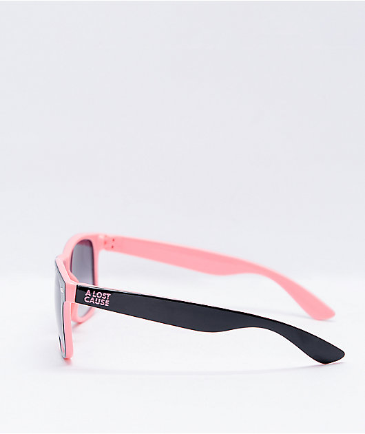 A Lost Cause gafas de sol con forro negro y rosa