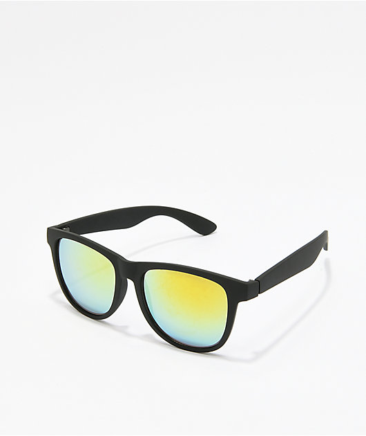 all black wayfarer sunglasses