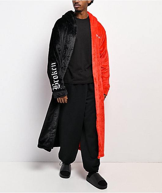 Broken Promises Black & Red Horn Robe | Zumiez