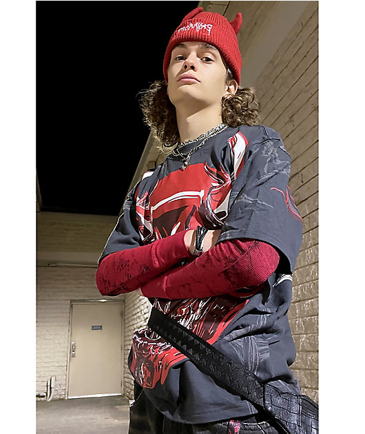 Broken Promises Red Horn Beanie | Zumiez