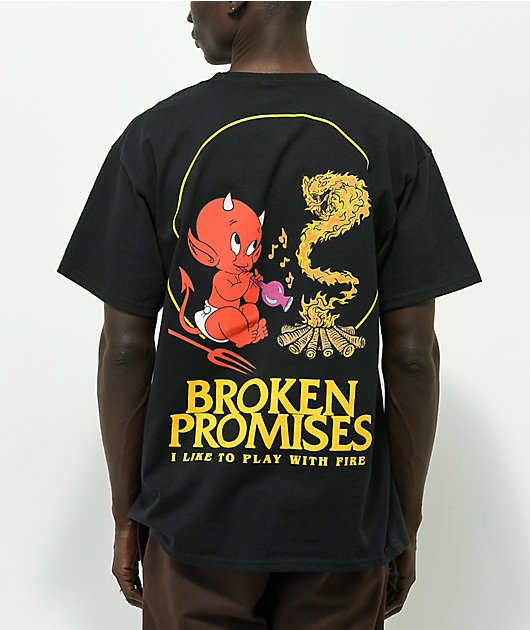Broken Promises x Hot Stuff Play With Fire camiseta negra