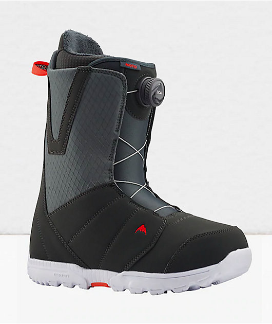 zumiez snowboard boots