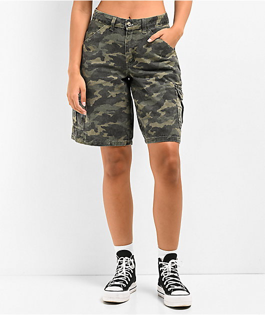 Cali 1850 Angel Kiss Slouchy Camo Cargo Shorts | Zumiez