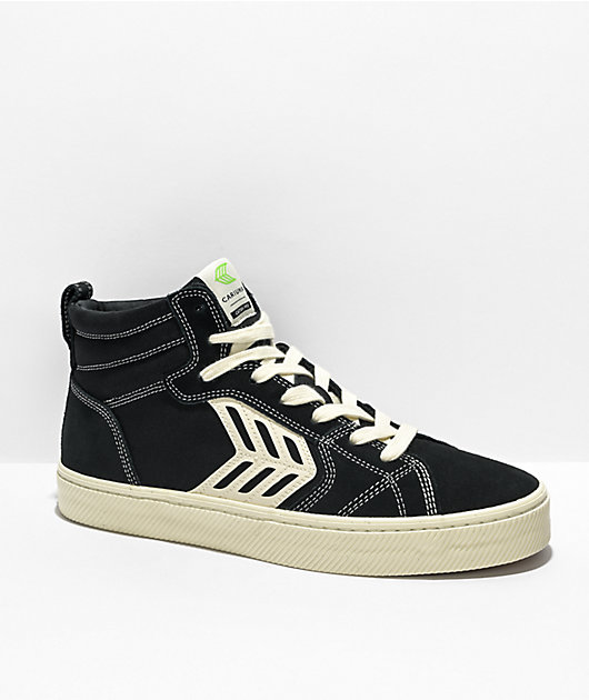 新品FARFETCH Cariuma Catiba ハイカット スニーカー Cariuma Catiba Pro High Top Black Suede & White Skate Shoes | Zumiez