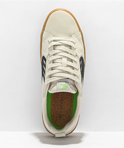 Cariuma Catiba Pro zapatos de skate blancos y negros