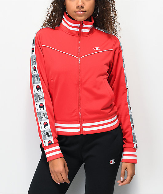 chaqueta roja corta