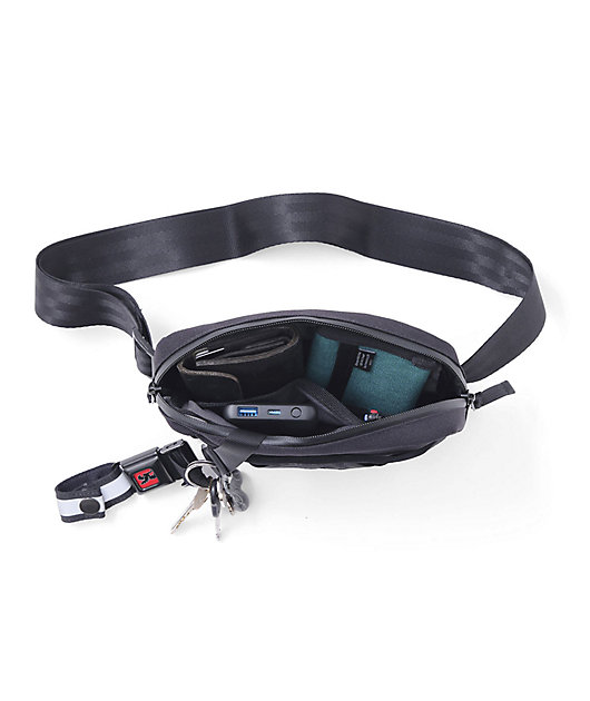 Chrome Barrage 5L Sling Crossbody Borsa A Tracolla Unisex - Nero - Resistente All'Acqua In Poliestere Riciclato - 3
