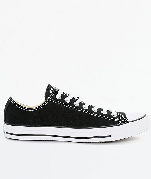 converse black and white chuck taylors