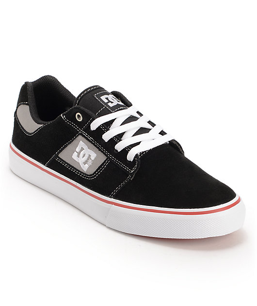 dc suede skate shoes