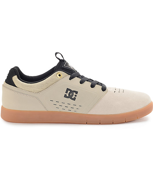 dc signature shoes