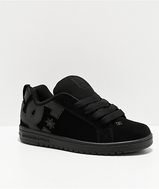 dc all black skate shoes
