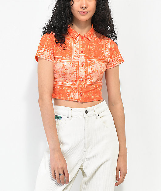 Daisy Street Bandana Orange Short Sleeve Crop Button Up Shirt | Zumiez