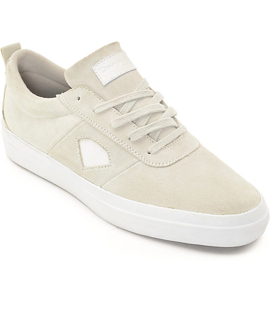 diamond icon shoes
