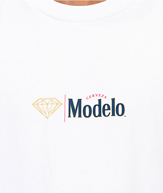 Medalla Acumulativo Fahrenheit Diamond Supply Co. x Modelo Especial camiseta blanca