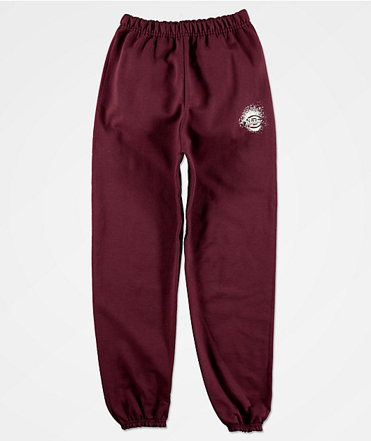 maroon jogger pants