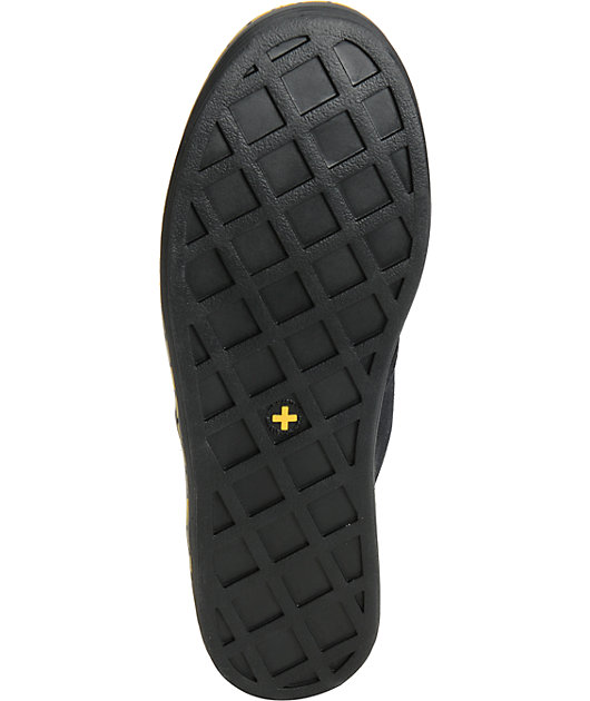 dr martens soho canvas