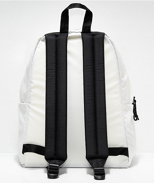 eastpak pearl black